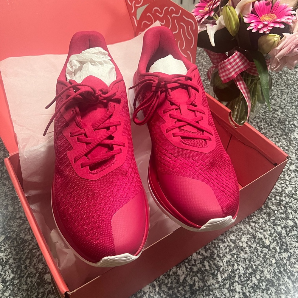 Lane-Eight The Relay Trainer M Size 12